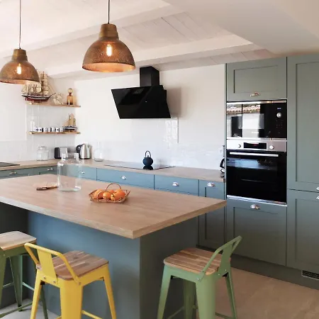 Les Pins étoilés - 100m De La à Sur Hébergement de vacances La Couarde-sur-Mer