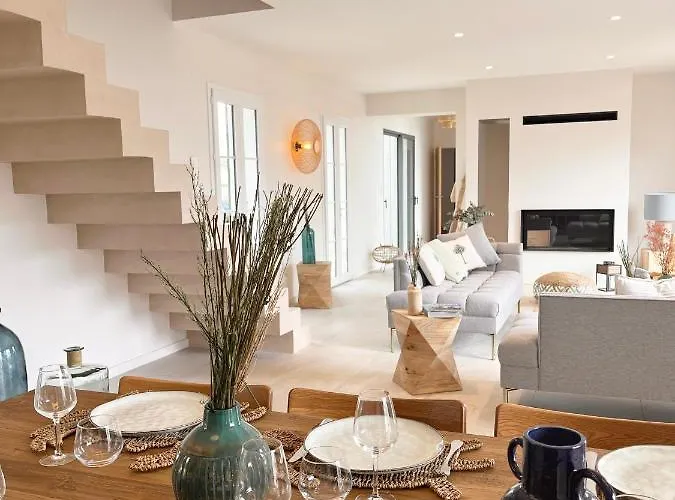 Casa de Férias Les Pins étoilés - 100m De La à Sur