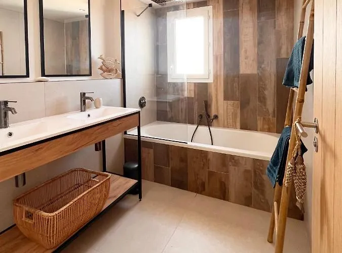 Casa de Férias Les Pins étoilés - 100m De La à Sur